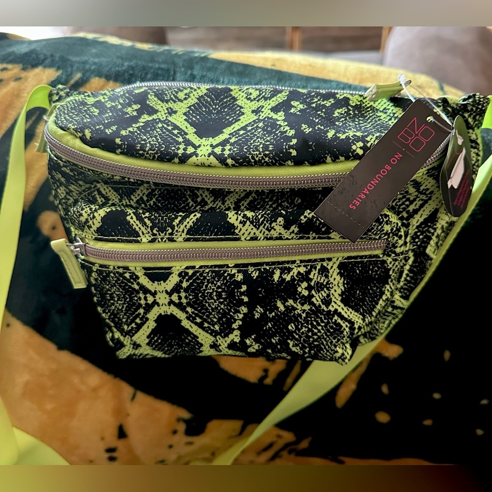 No Boundaries Multi-wear Fanny Pack